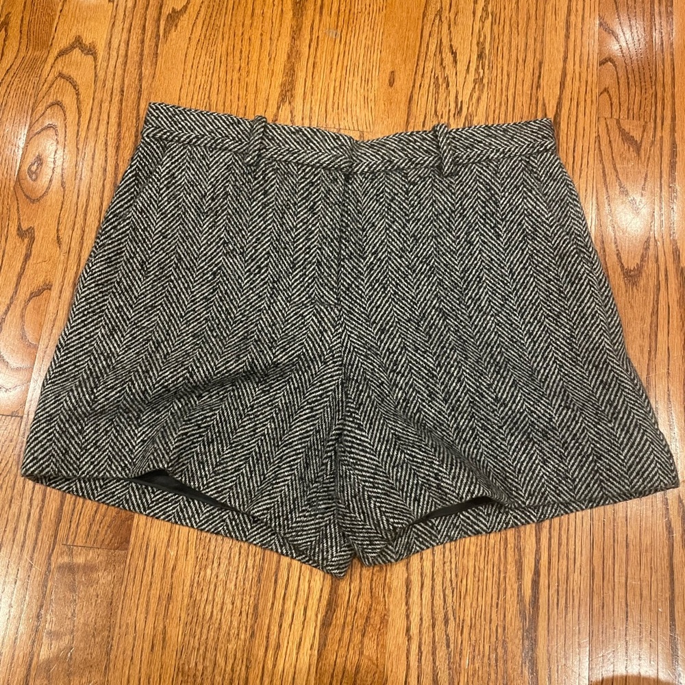 GAP Women's High Waist Herringbone Shorts - Black and White